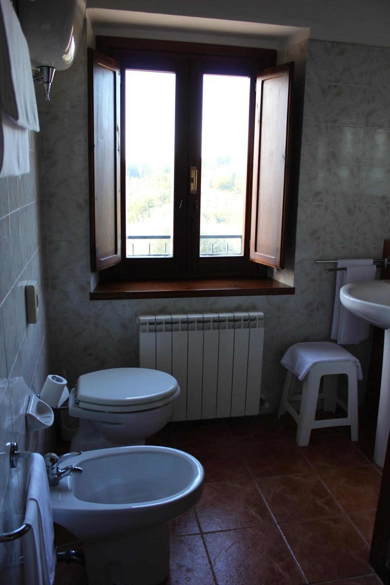 Agriturismo La Ginestrella Civitella D'Arna Ruang foto