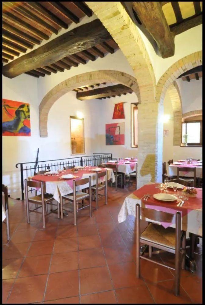 Agriturismo La Ginestrella Civitella D'Arna Bagian luar foto