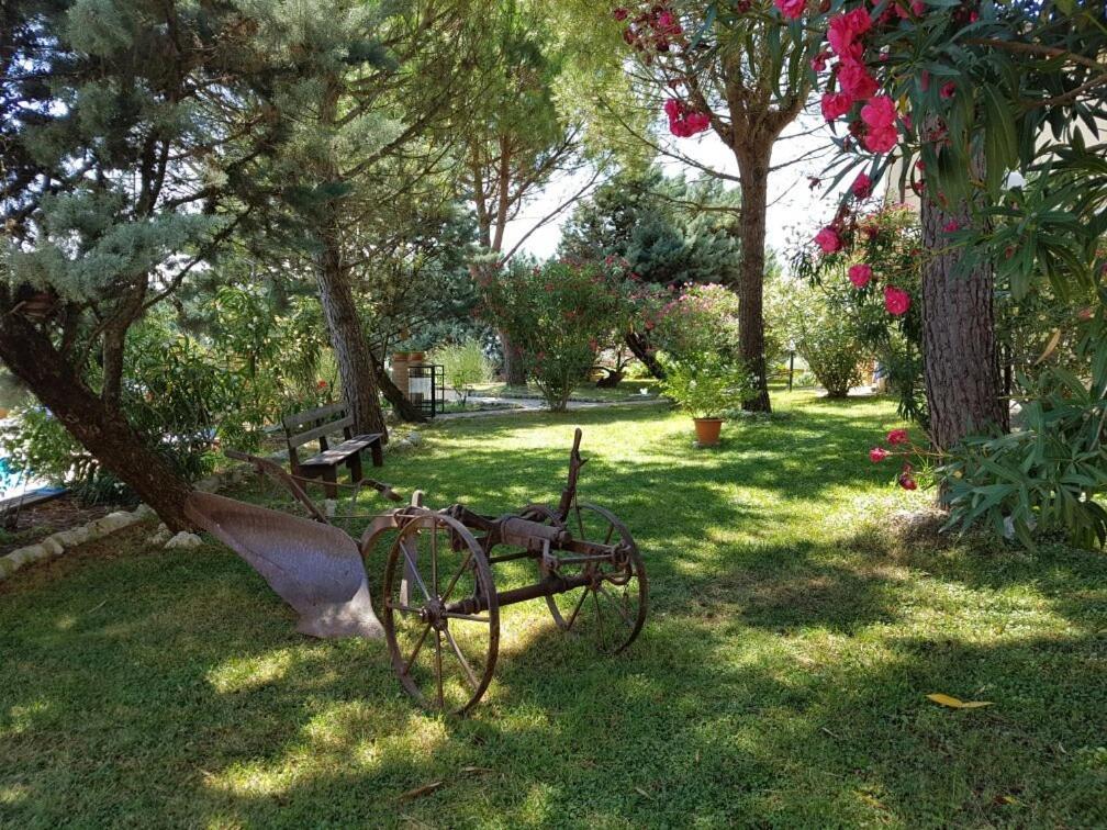 Agriturismo La Ginestrella Civitella D'Arna Bagian luar foto
